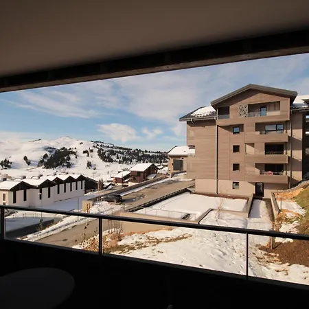 Apartment Neuf Avec Balcon, 2 Chambres, 2 Sdb Et Parking Au Coeur Des Saisies - Fr-1-293-272 *